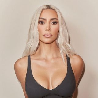 Kim Kardashian threads